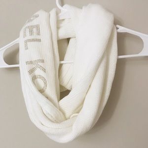 MICHAEL KORS White Scarf
